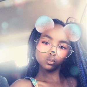 Meet your Posher, Arianna